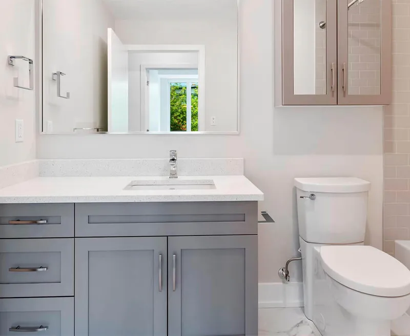 bathroom 